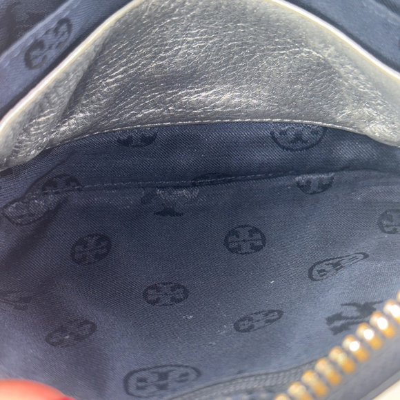 Tory Burch Blue Pebbled Leather ROBINSON LARGE WRISTLET